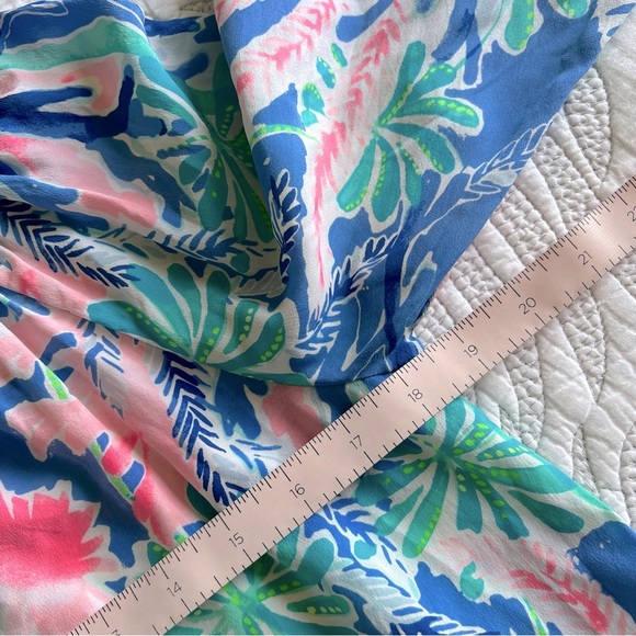 Lilly Pulitzer - Elsa Silk Top - Jet Stream In Multi Jet Stream - Picture 9 of 10